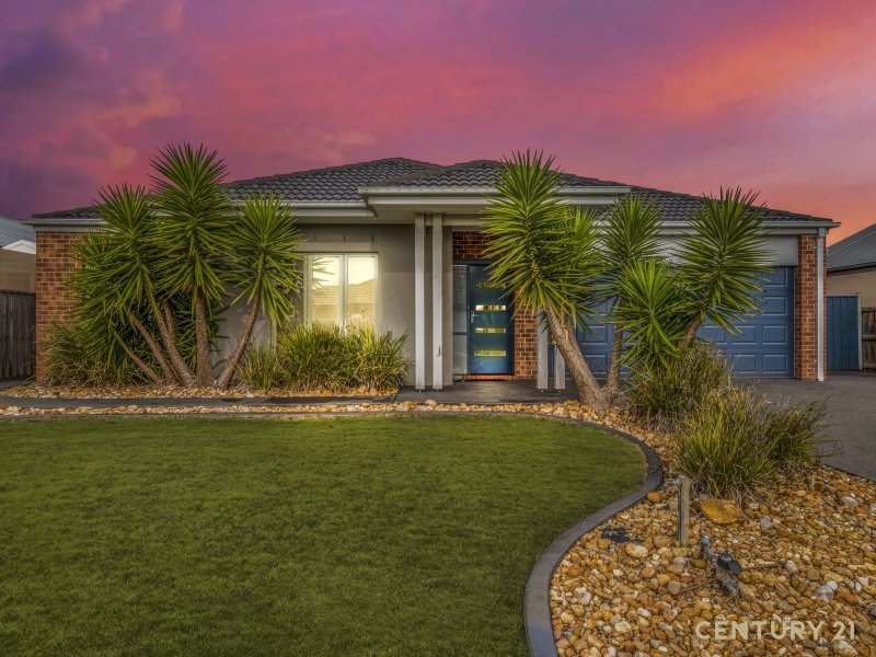 45 Winneke Way, Pakenham, Vic 3810 Property Details