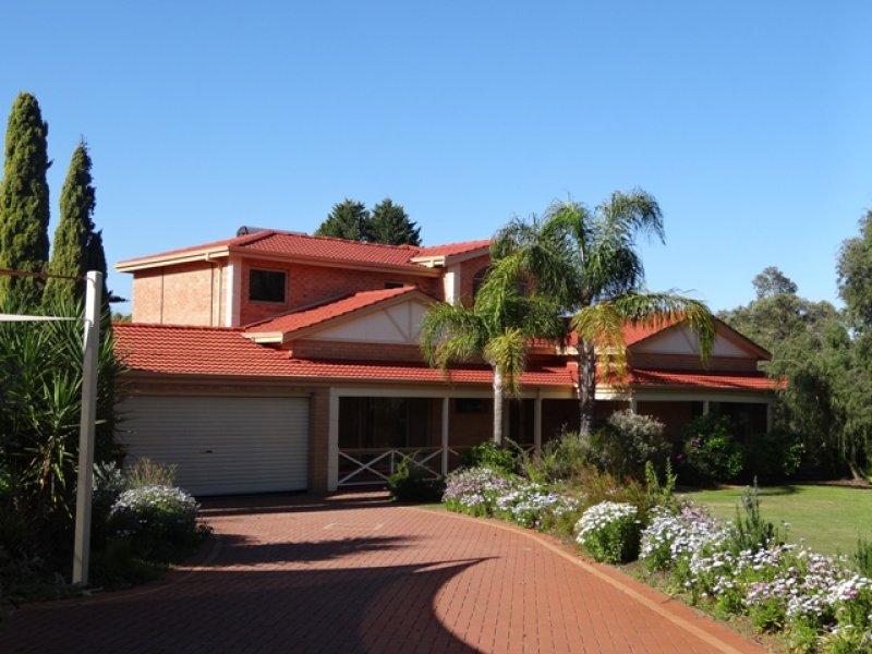 108 Hermitage Drive, The Vines, WA 6069