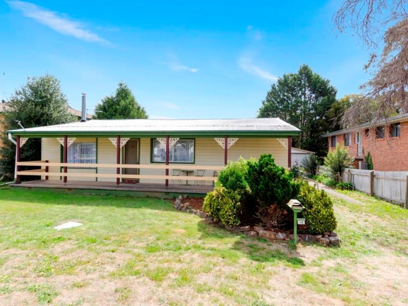 16 Emma Street, Goulburn, NSW 2580 Property Details