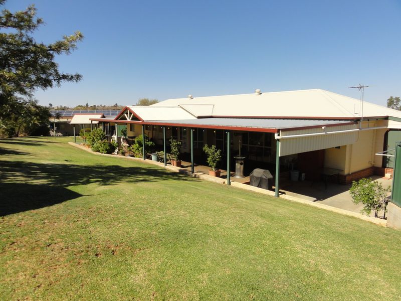 4 Hynes Street, Broken Hill, NSW 2880 4 Hynes Street, Broken Hill, NSW 2880