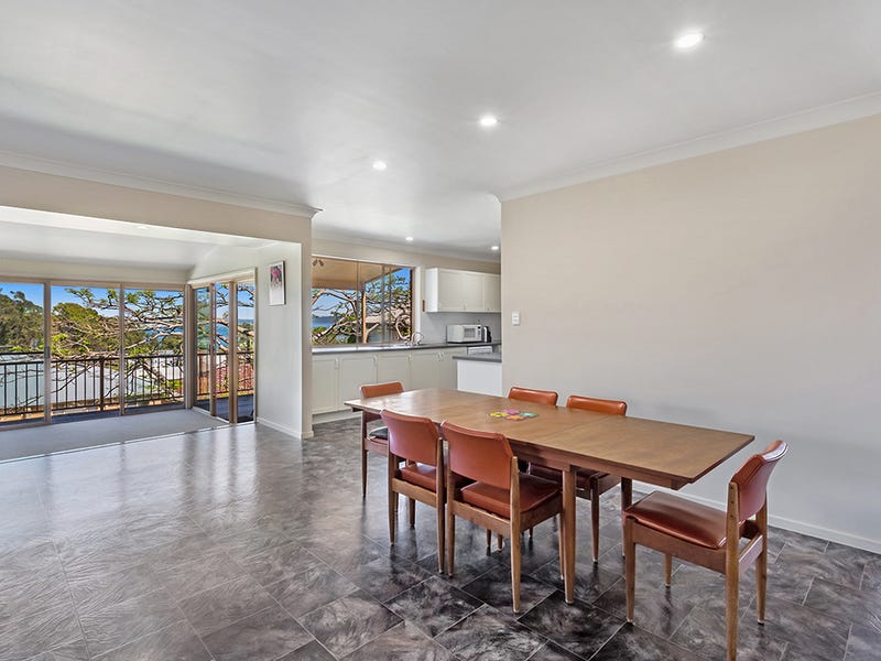 14 Lyndel Close, Soldiers Point, NSW 2317