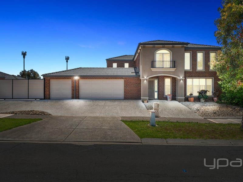 8 Rainbird Street, Kurunjang, VIC 3337