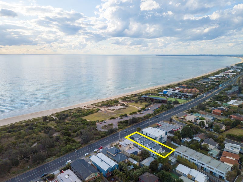 4/18 Nepean Highway, Seaford, Vic 3198 Townhouse for Sale