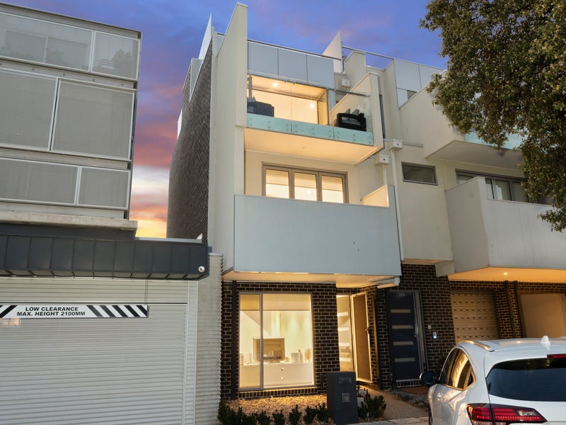 135a Railway Place, Williamstown, Vic 3016 Property Details