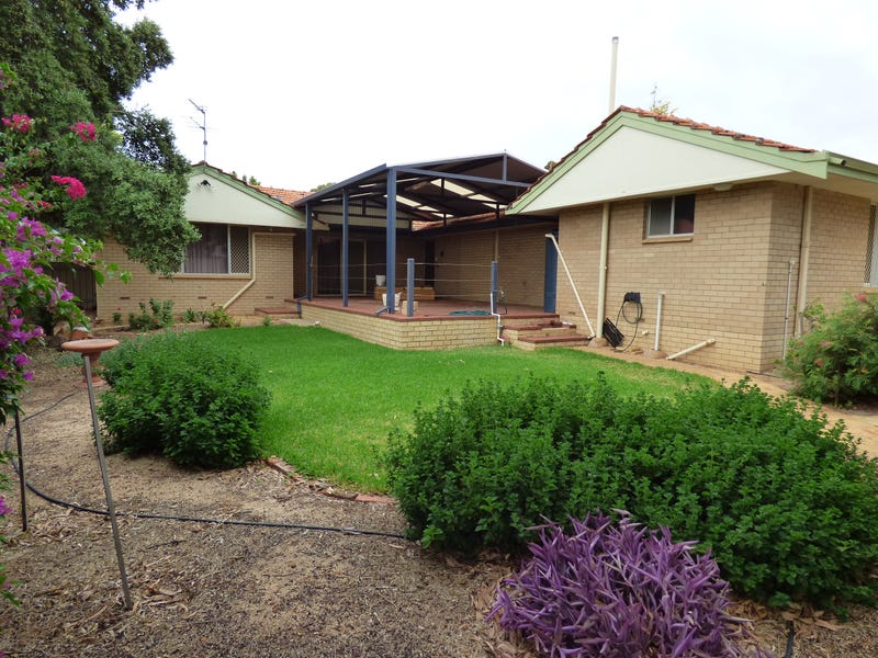 15 Priestley St, Merredin, WA 6415 House for Sale