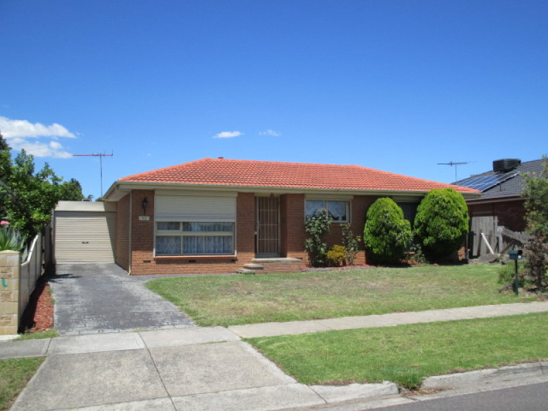 82 Scotsburn Way, Endeavour Hills, VIC 3802