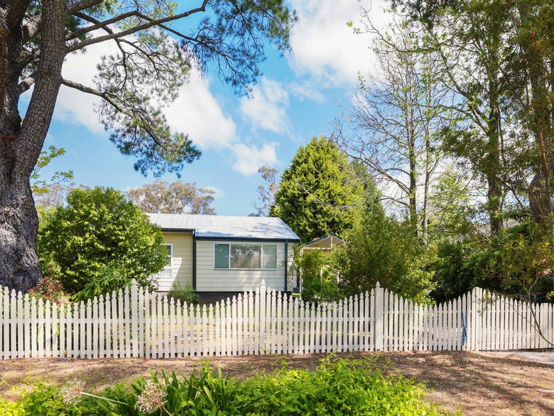 3 Bullaburra Road, Bullaburra, NSW 2784 Property Details