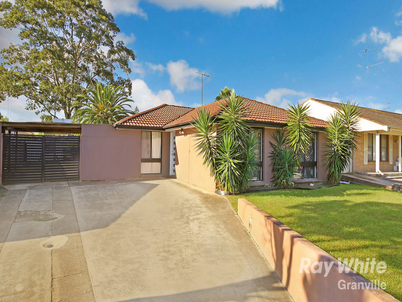 85 Banks Drive, St Clair, NSW 2759