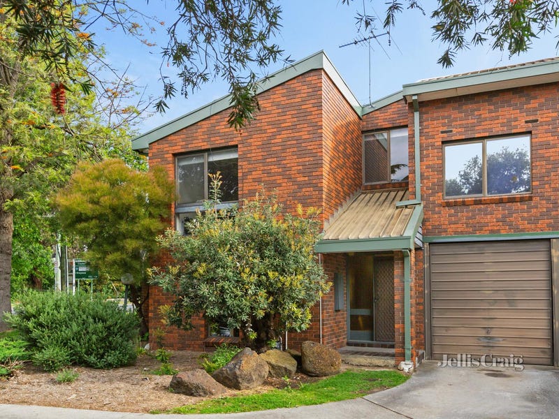 1/196198 Surrey Road, Blackburn, VIC 3130