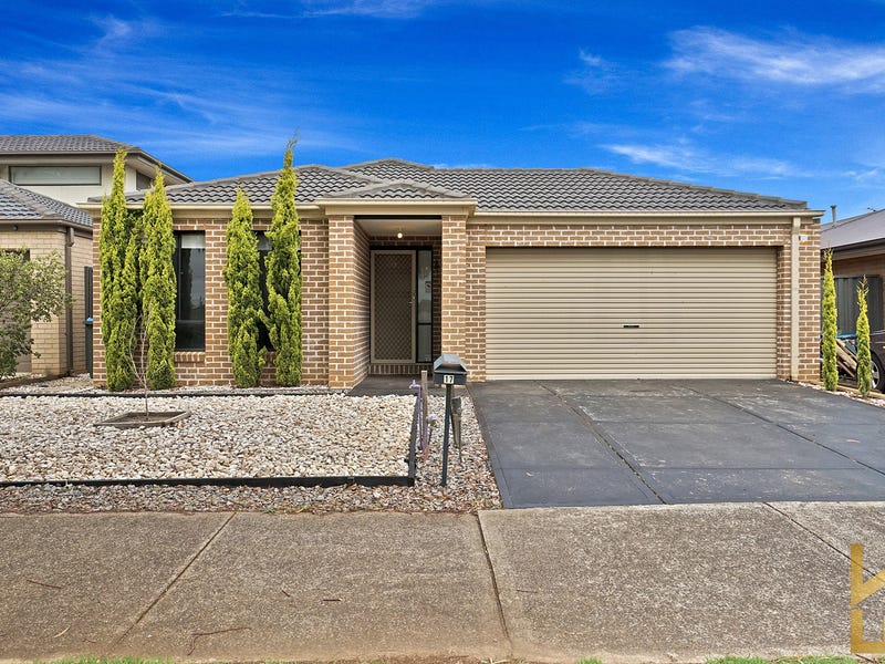17 Bungalook Street, Manor Lakes, VIC 3024