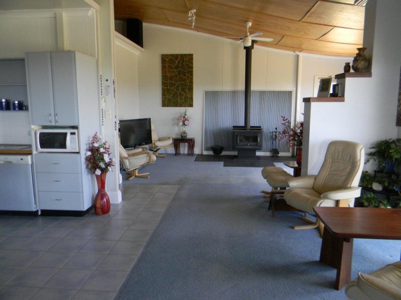 63 St Clair Road, Lake Bathurst, NSW 2580