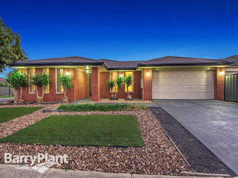 8 Chartwell Crescent, Derrimut, Vic 3026 - Property Details