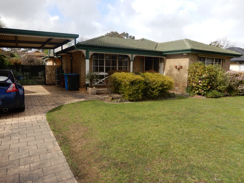 35 Mansfield Street, Berwick, VIC 3806