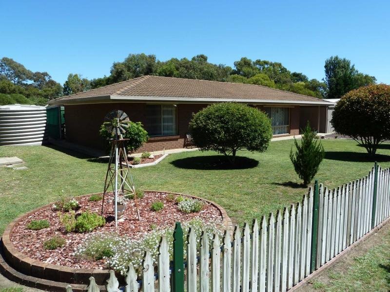 2 Street, Kalangadoo, SA 5278 Property Details