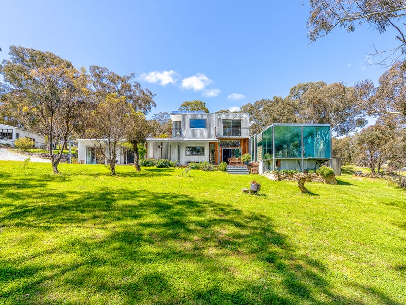 85 Valley Drive, Royalla, NSW 2620 Property Details