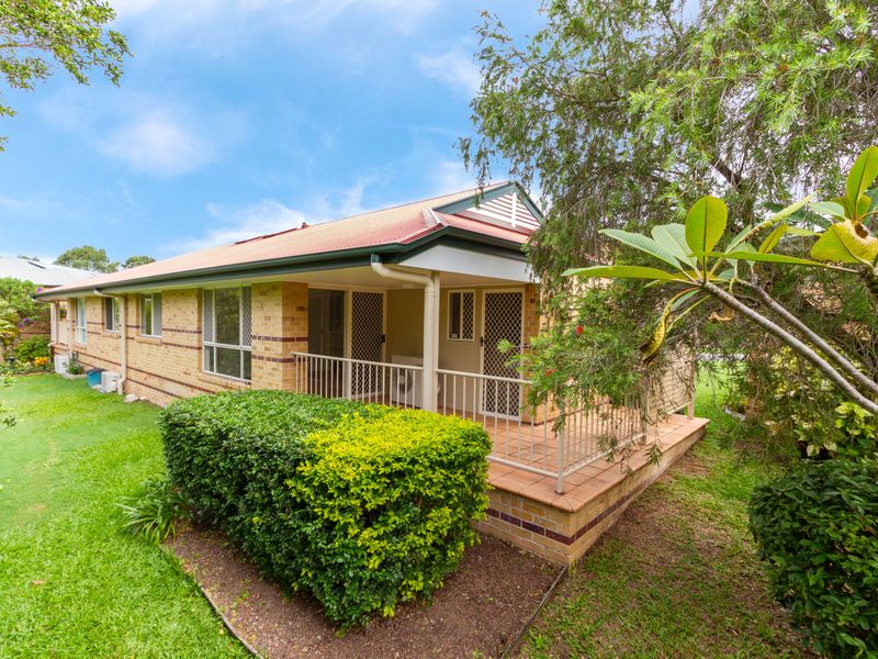 Villas for Sale in Edens Landing, QLD 4207