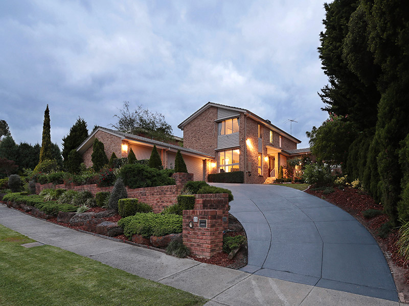 36 Alpine Way, Kilsyth, Vic 3137 Property Details