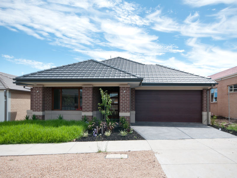11 Humber Street, Craigieburn, Vic 3064 Property Details