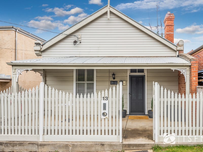 13 Rosalind Street, Bendigo, Vic 3550 House for Rent