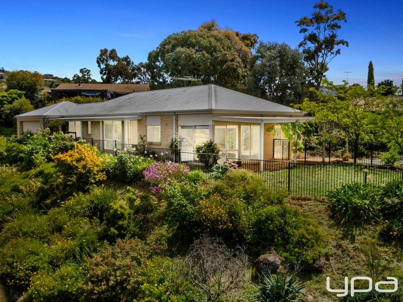 1 Medway Court, Darley, Vic 3340 Property Details