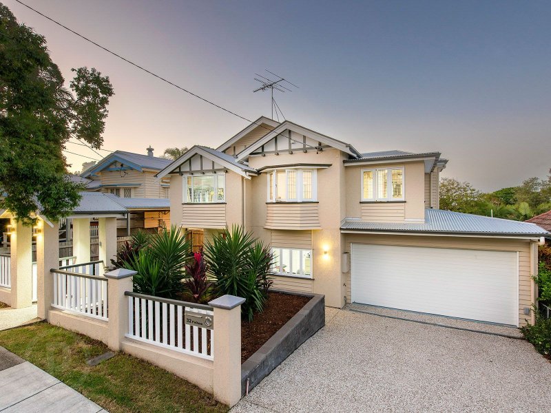 32 Pelham Street, Coorparoo, Qld 4151 Property Details