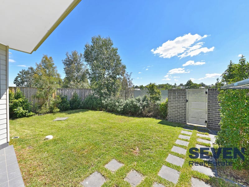 21/2 Mccausland Place, Kellyville, NSW 2155
