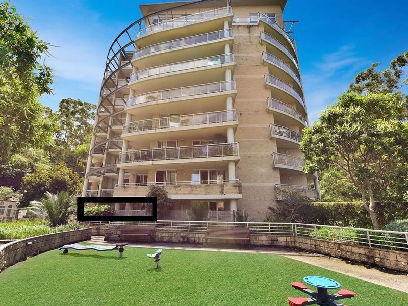 301/80 John Whiteway Drive, Gosford, NSW 2250