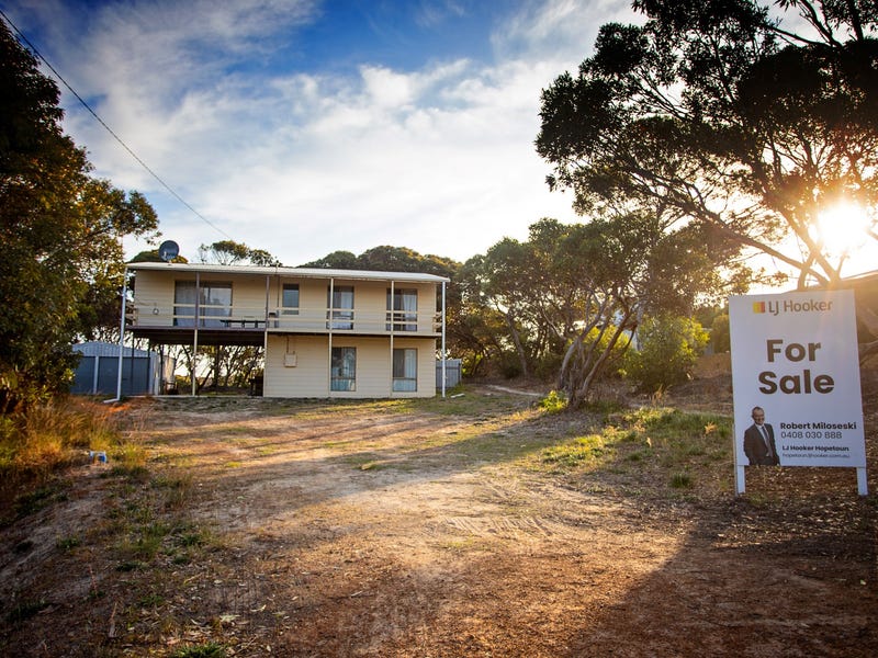 15 Raglan Street, Hopetoun, WA 6348 House for Sale