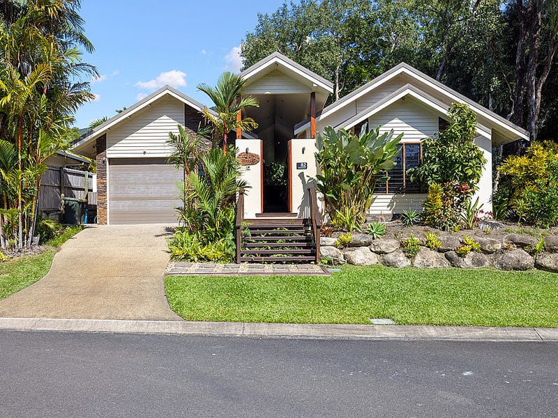 82 Cascade Boulevard, Palm Cove, QLD 4879