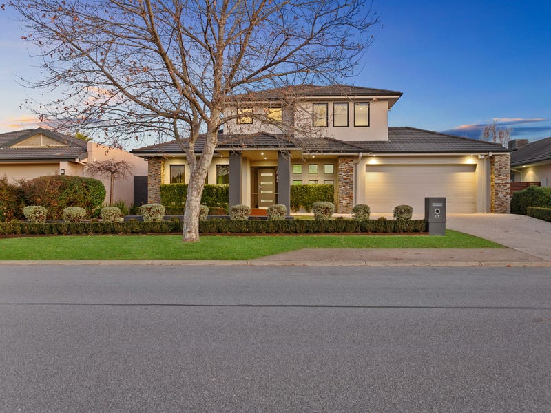 119 Sandhurst Blvd, Sandhurst, Vic 3977 Property Details