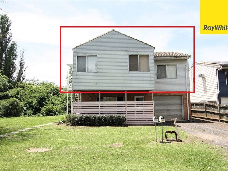 2/10 Alpha Road, Camden, NSW 2570