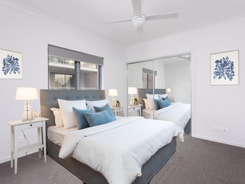 4/16 Brisbane Road, Labrador, Qld 4215 Property Details