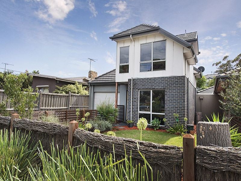 1/70 Wells Road, Seaford, Vic 3198 Property Details