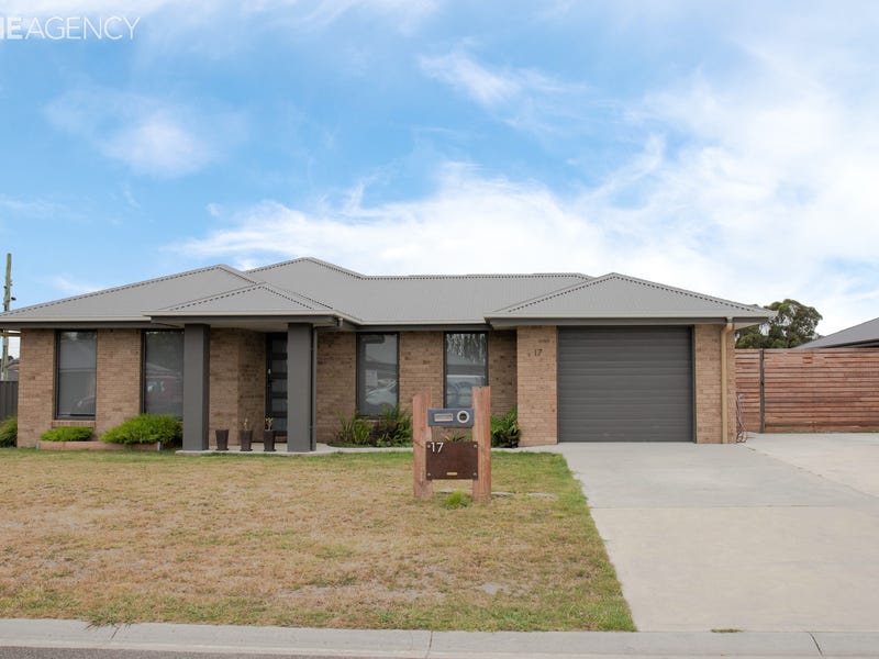 17 The Avenue, Latrobe, Tas 7307 Property Details