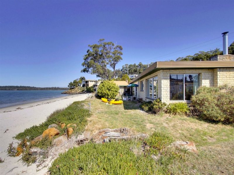 211 Kingfish Beach Road, Southport, Tas 7109 Property Details