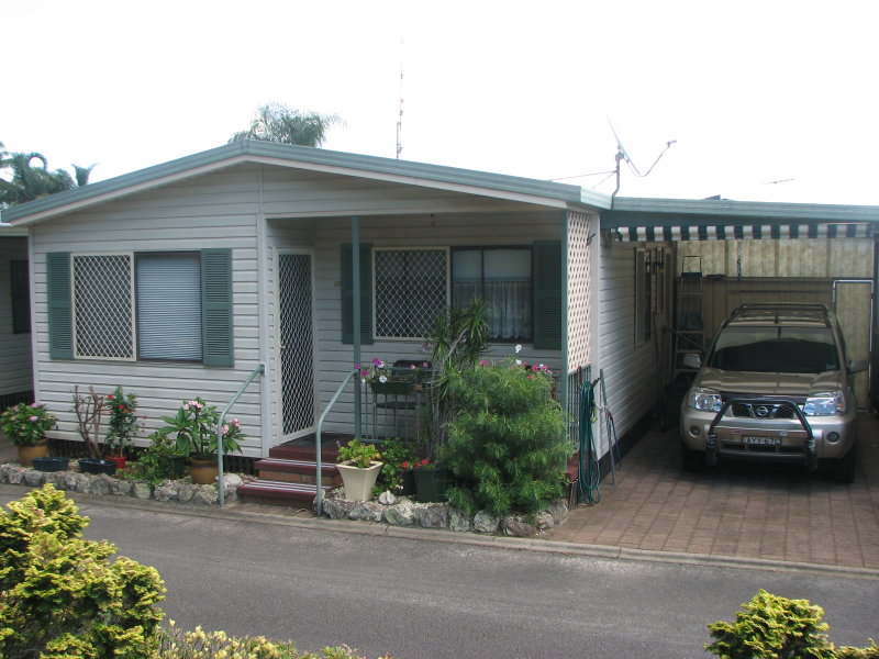 38/2129 Nelson Bay Road (Banksia Grove Village), Williamtown, NSW 2318