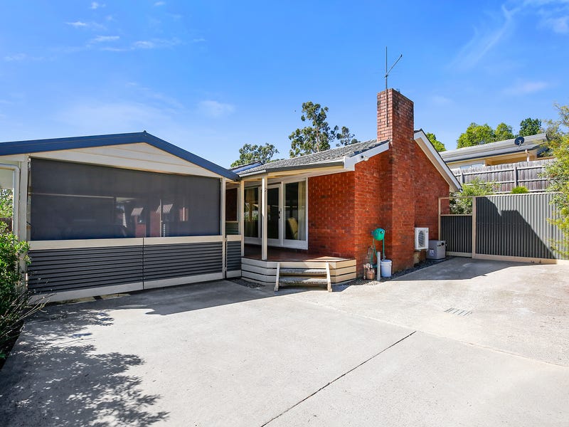 2/20 Old Warburton Road, Seville, Vic 3139 Property Details