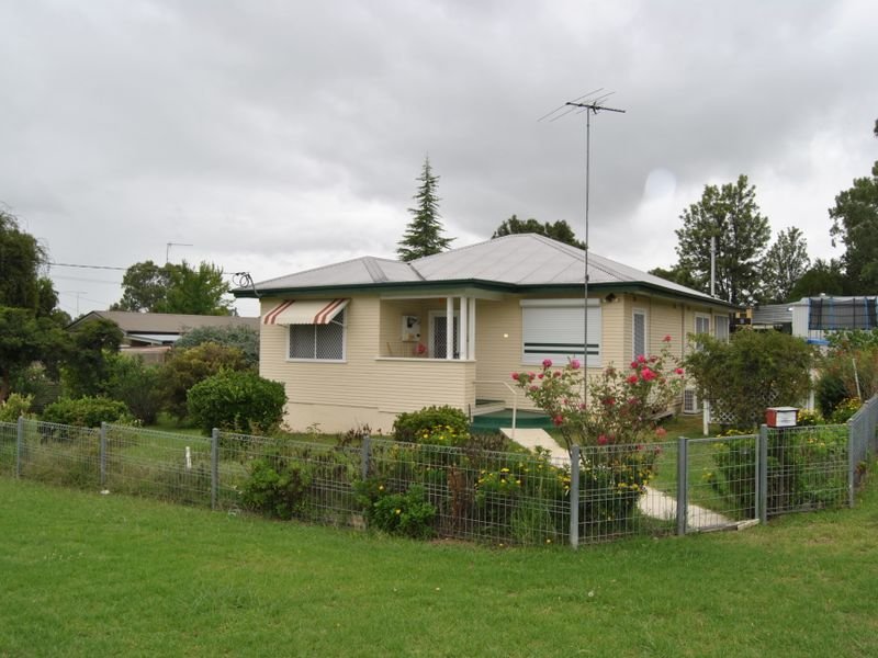 27 May Street, Inverell, NSW 2360 Property Details