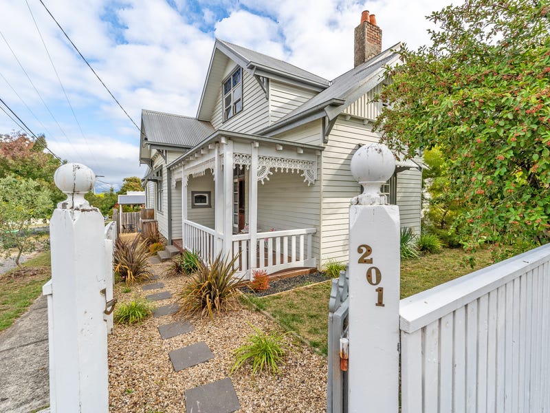 201 Clarendon Street, Soldiers Hill, Vic 3350