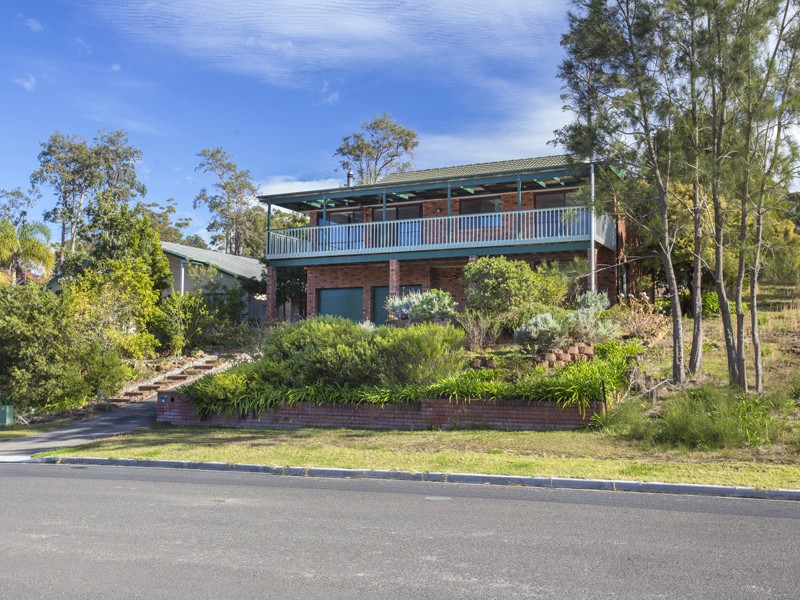 93 Leo Drive, Narrawallee, NSW 2539 Property Details