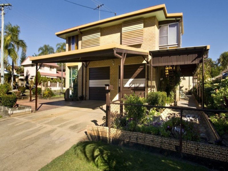 4 Cinnamon Court, Redcliffe, Qld 4020 Property Details