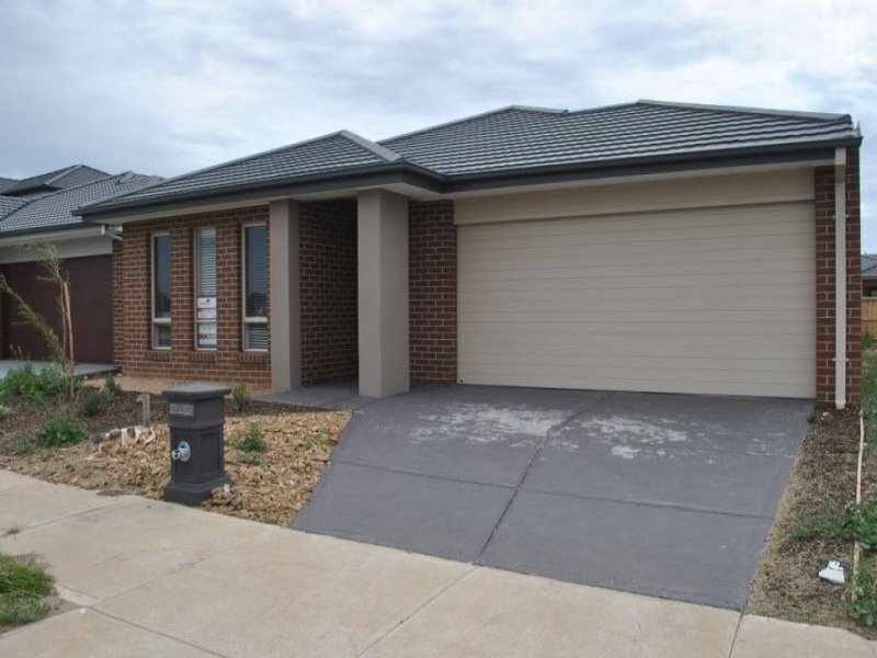 70 Hargrave Avenue, Point Cook, VIC 3030