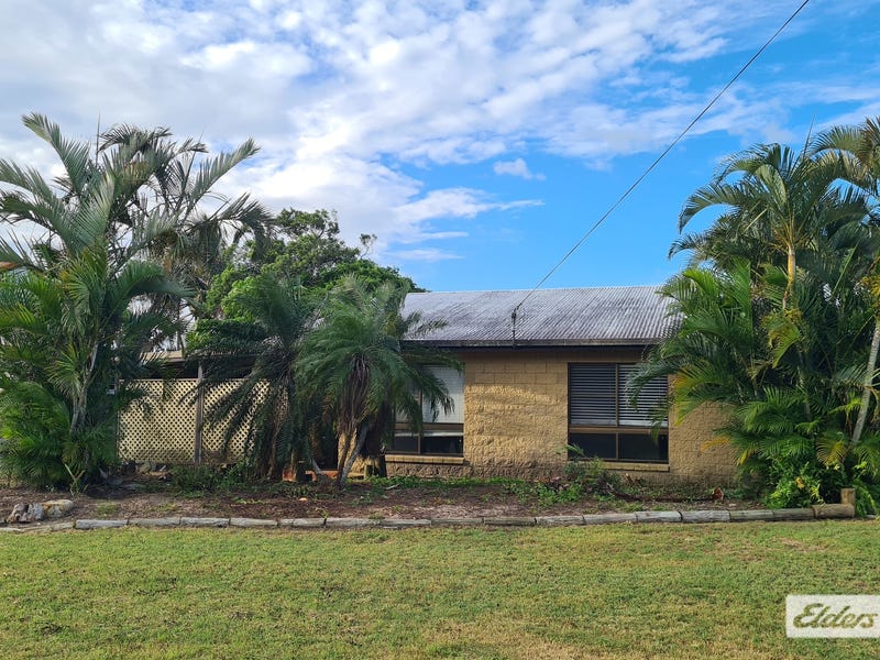 60 Kingfisher Parade, Toogoom, QLD 4655