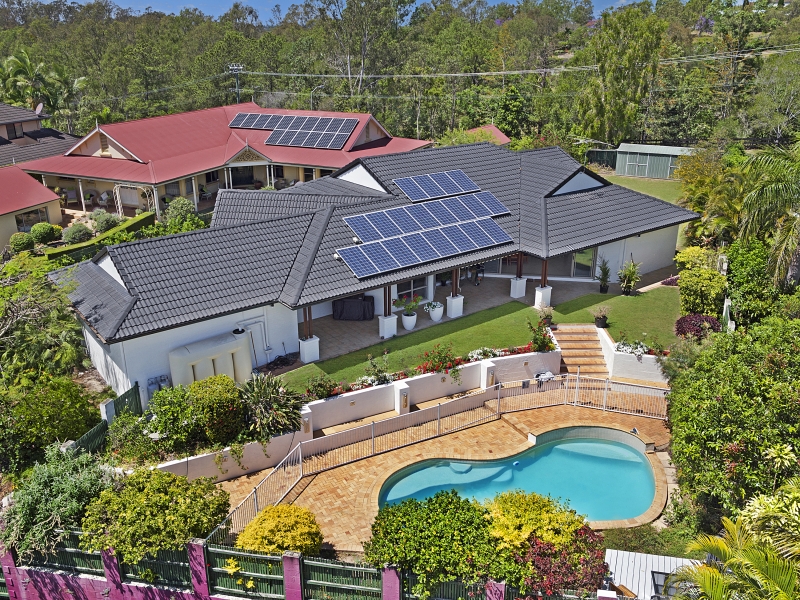 11 Preston Place, Brookfield, Qld 4069 Property Details