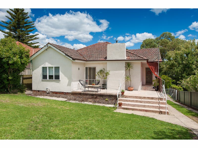 233 Bernhardt Street, East Albury, NSW 2640