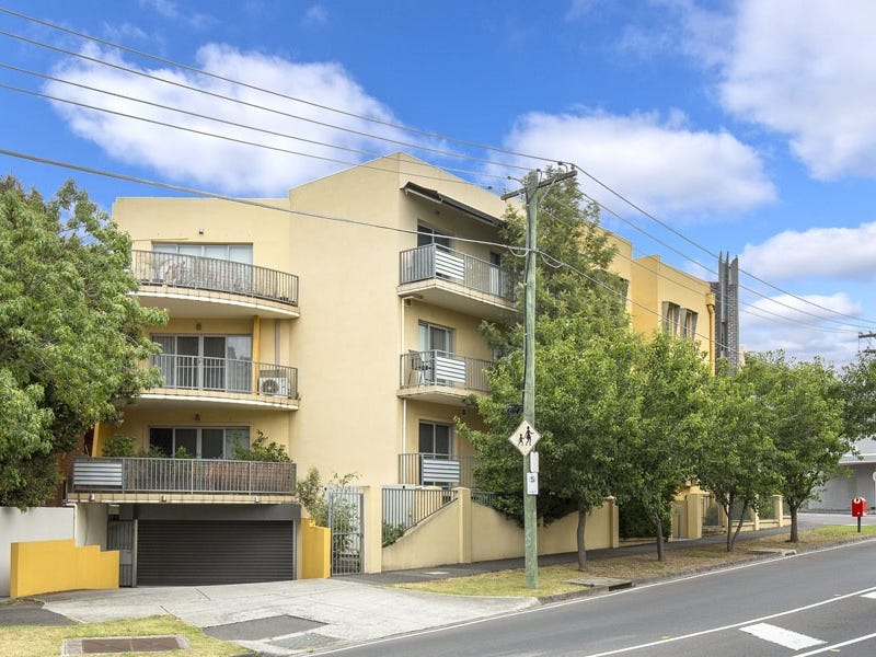 15/4250 Napier Crescent, Essendon, Vic 3040 Property Details
