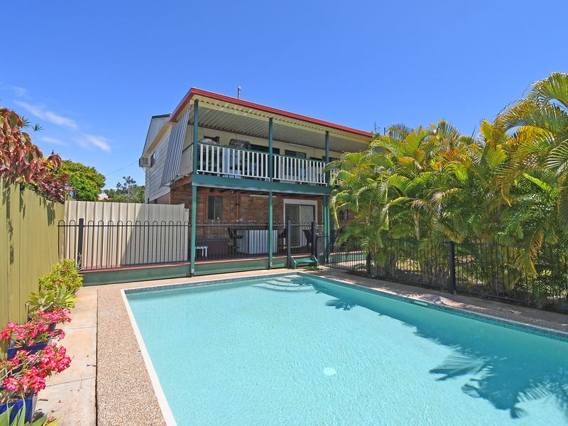 58 Denmans Camp Road, Torquay, QLD 4655