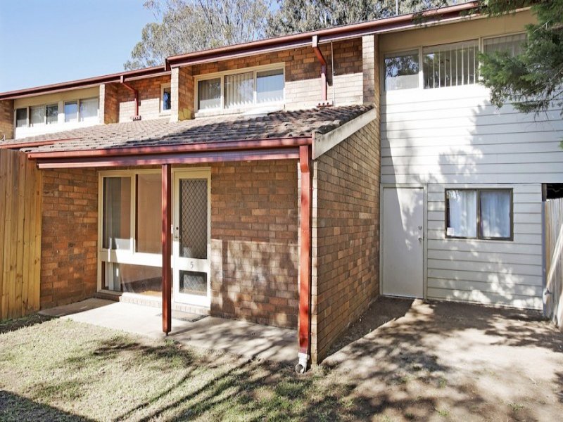 5/72 Campbellfield Avenue, Bradbury, NSW 2560 Property Details