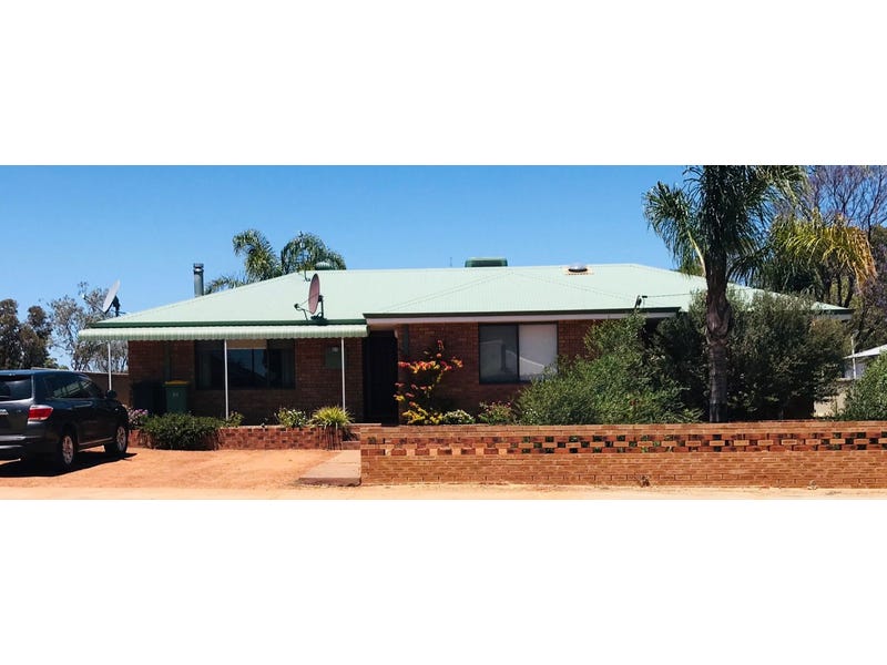 27 Goldfields Road, Dowerin, WA 6461 Property Details