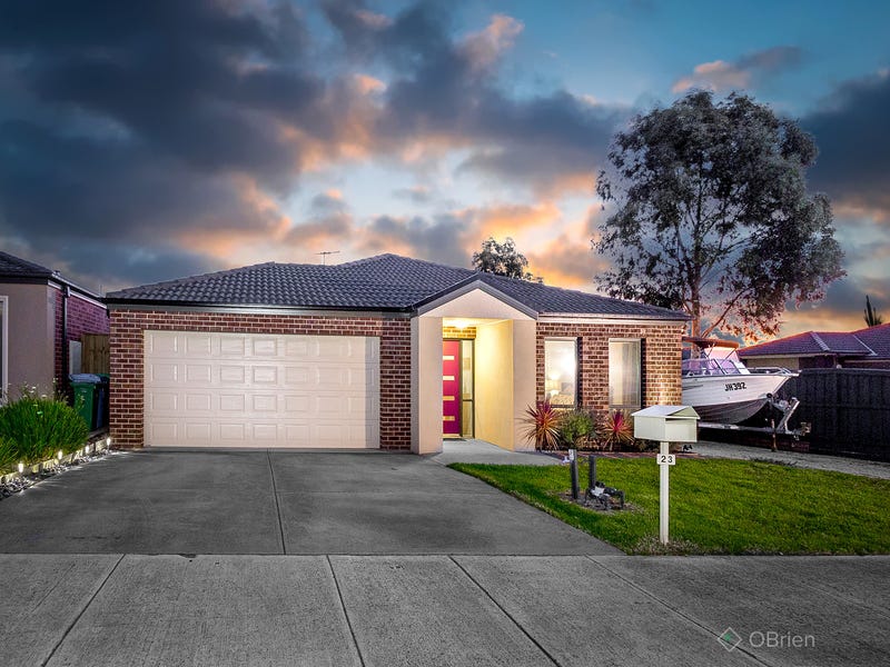 23 Hill Farm Drive, Clyde, VIC 3978